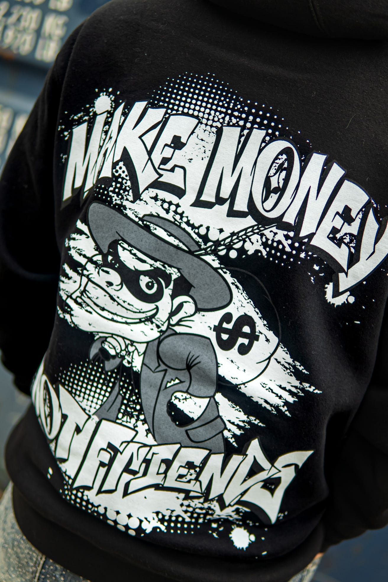 Make Money Not Friends - Pullover Hoodie